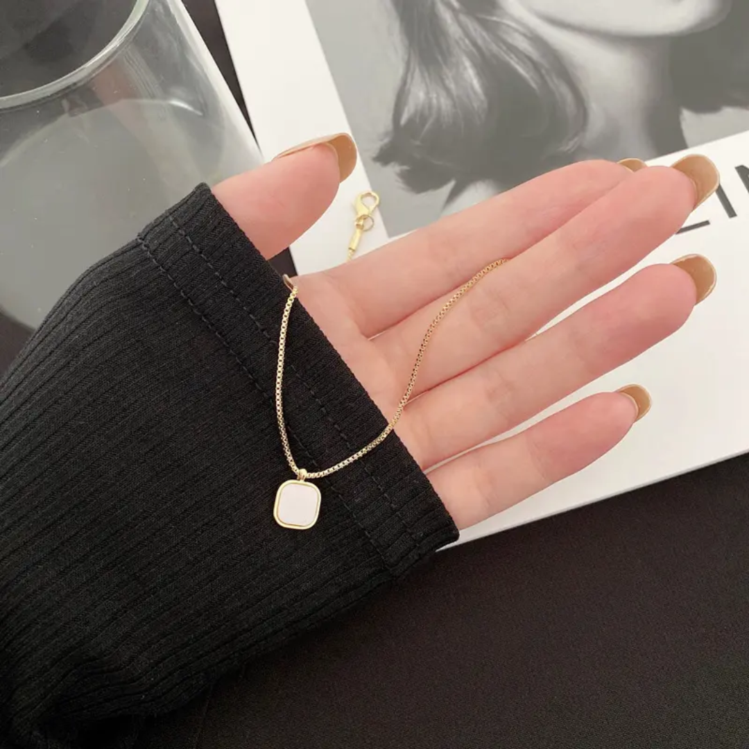 Pearl Shell necklace - Image 2