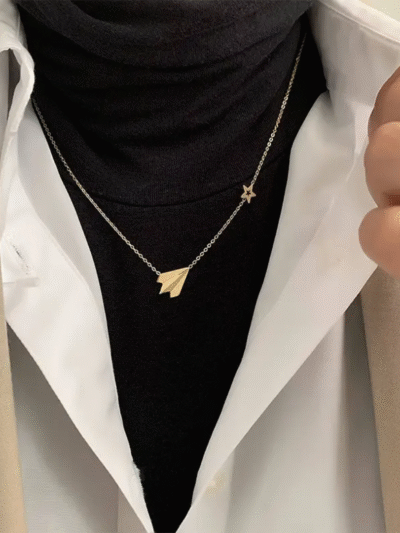 Plane pendant necklace